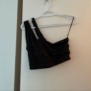 Garage asymmetrical tank